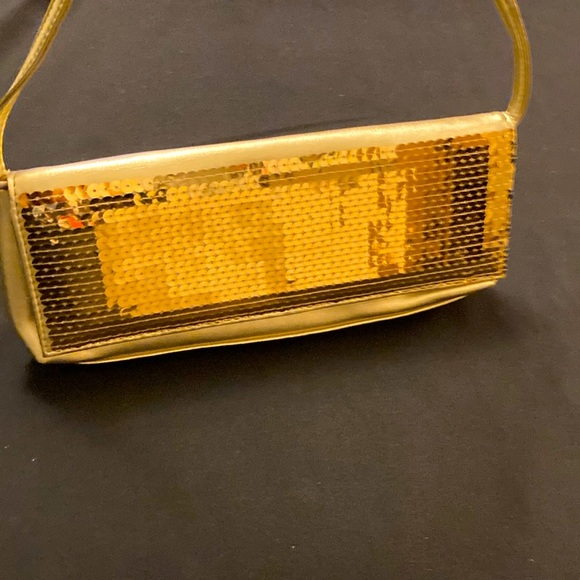 Vintage Avon Convertible Mini Bag or Wristlet with Zippered Pocket Inside. - Picture 5 of 13